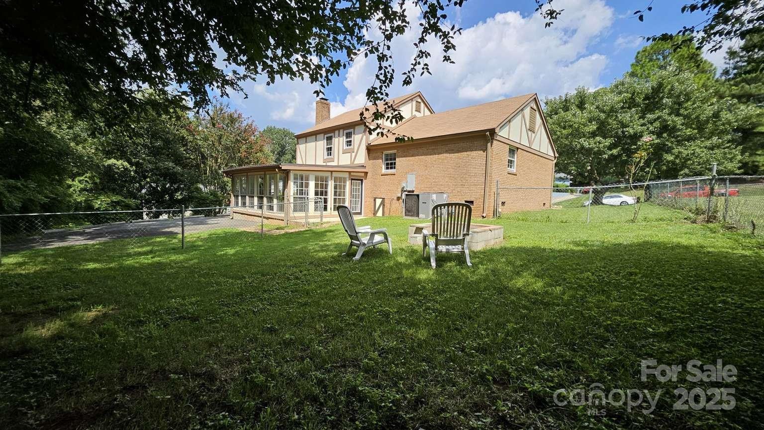 615 Braxfield Drive