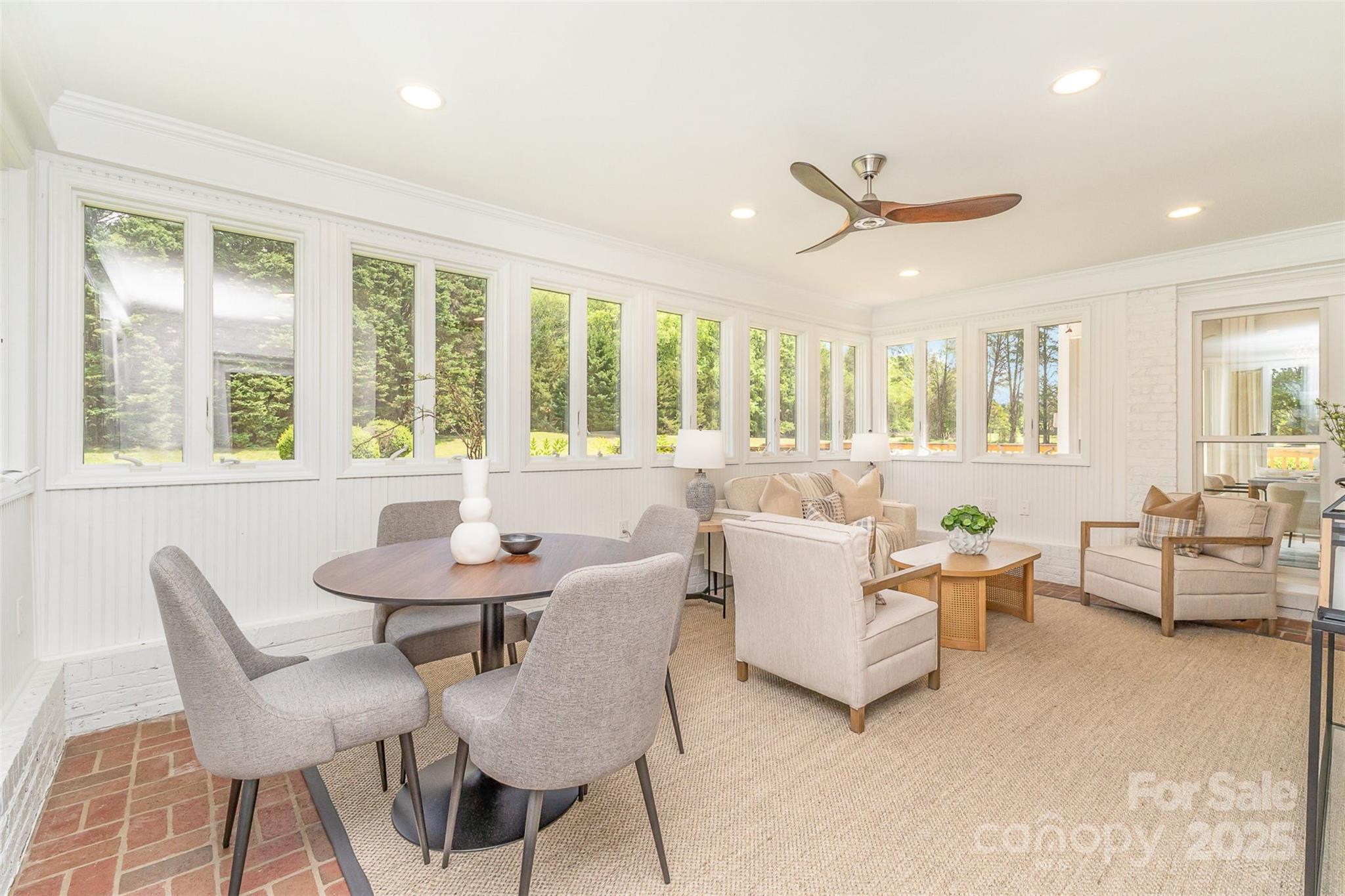 Waxhaw, North Carolina 28173, United States, 4 Bedrooms Bedrooms, ,4 BathroomsBathrooms,Residential,Active,113284