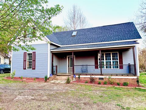 344 N Main Street Mooresboro NC 28114