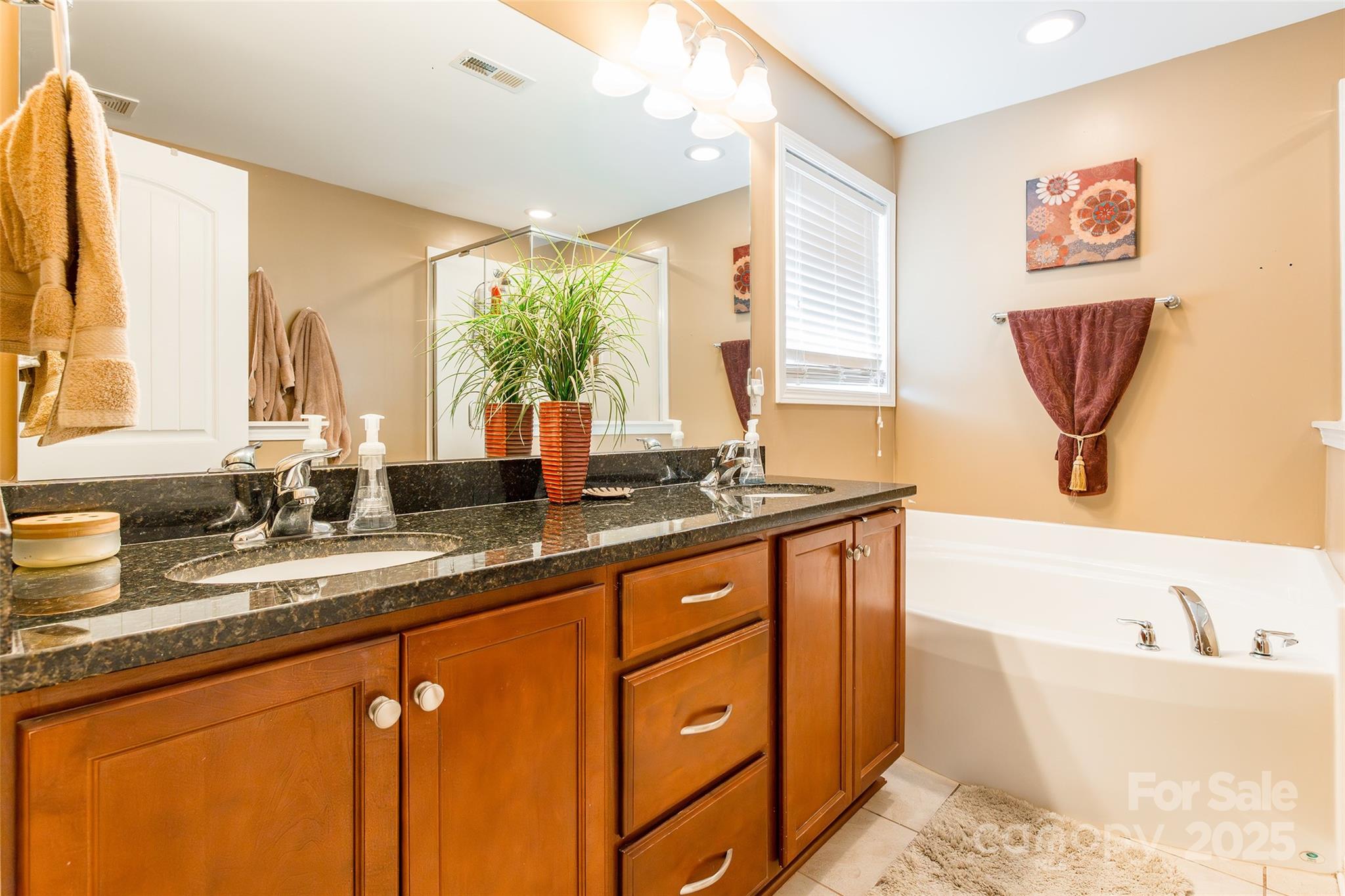 Lakebridge - Residential