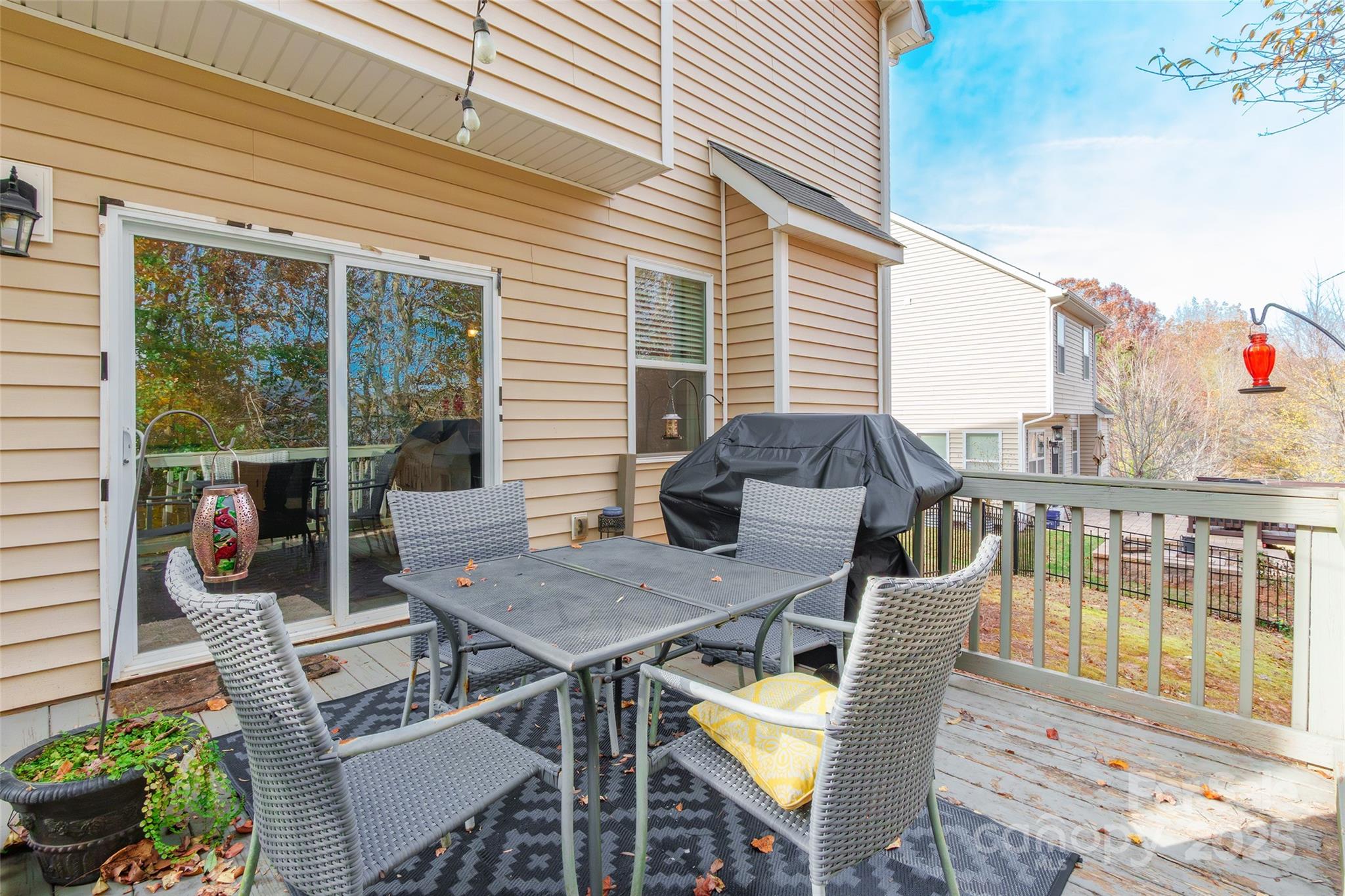 Lakebridge - Residential