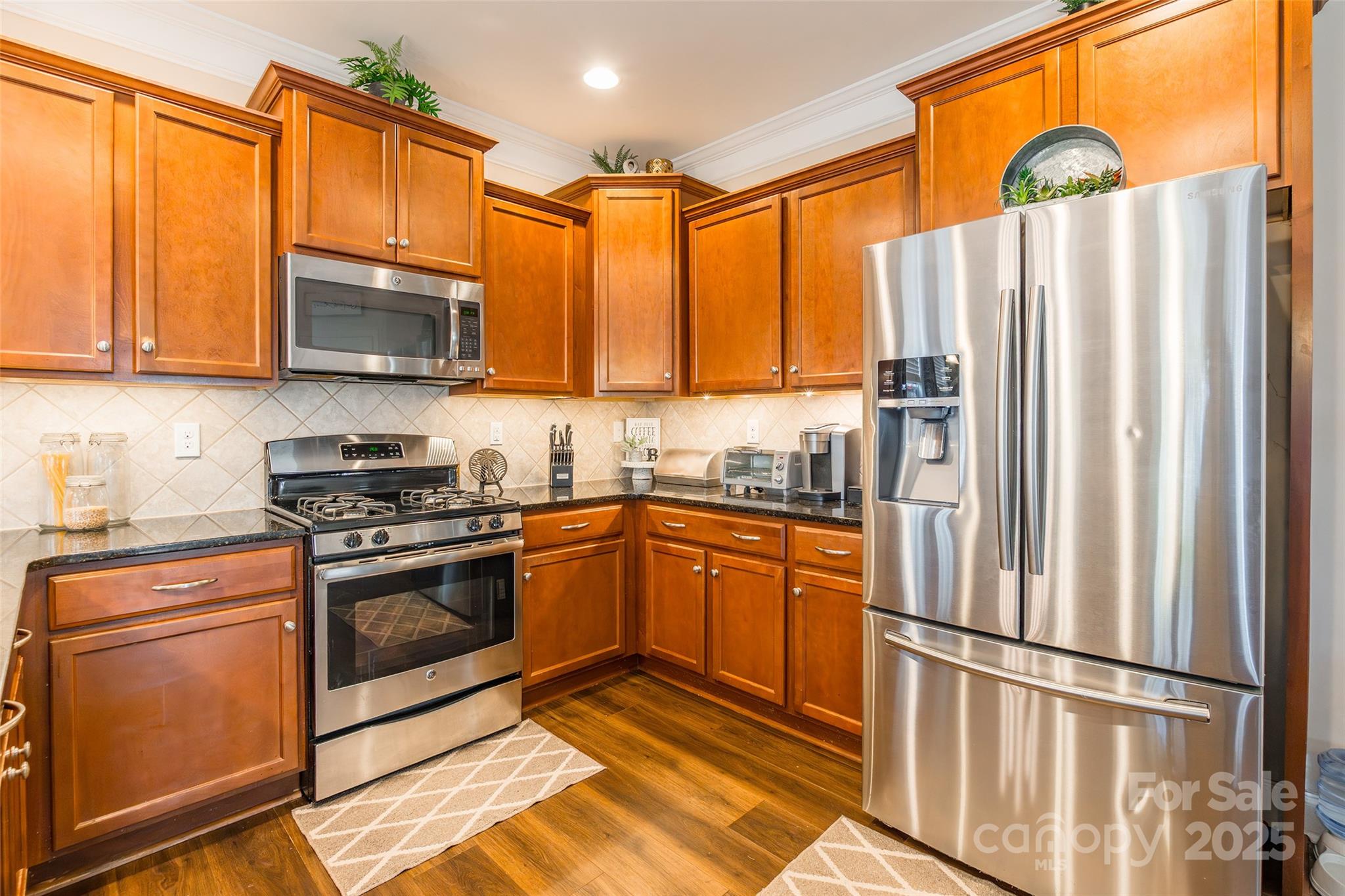 Lakebridge - Residential