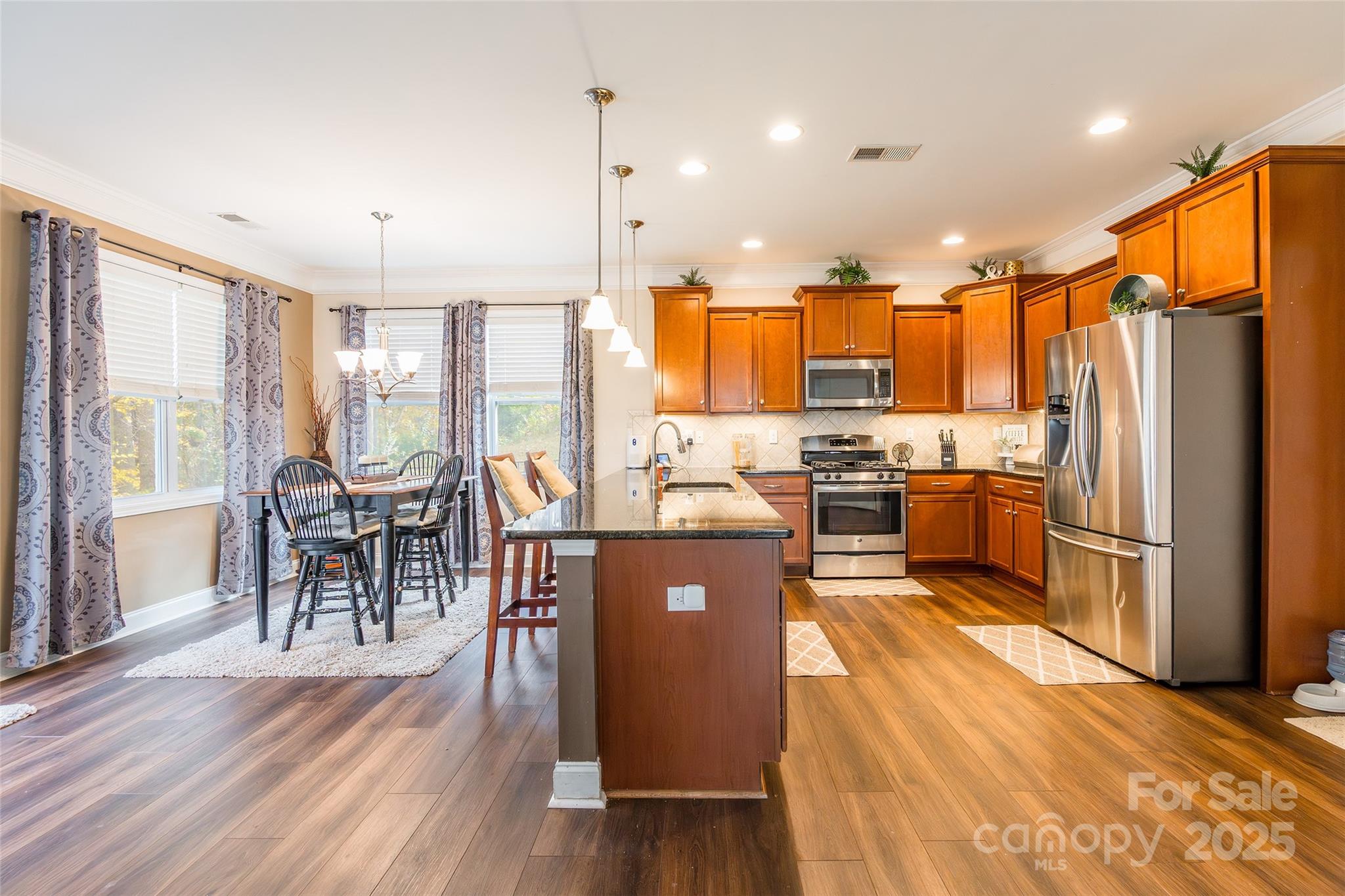 Lakebridge - Residential