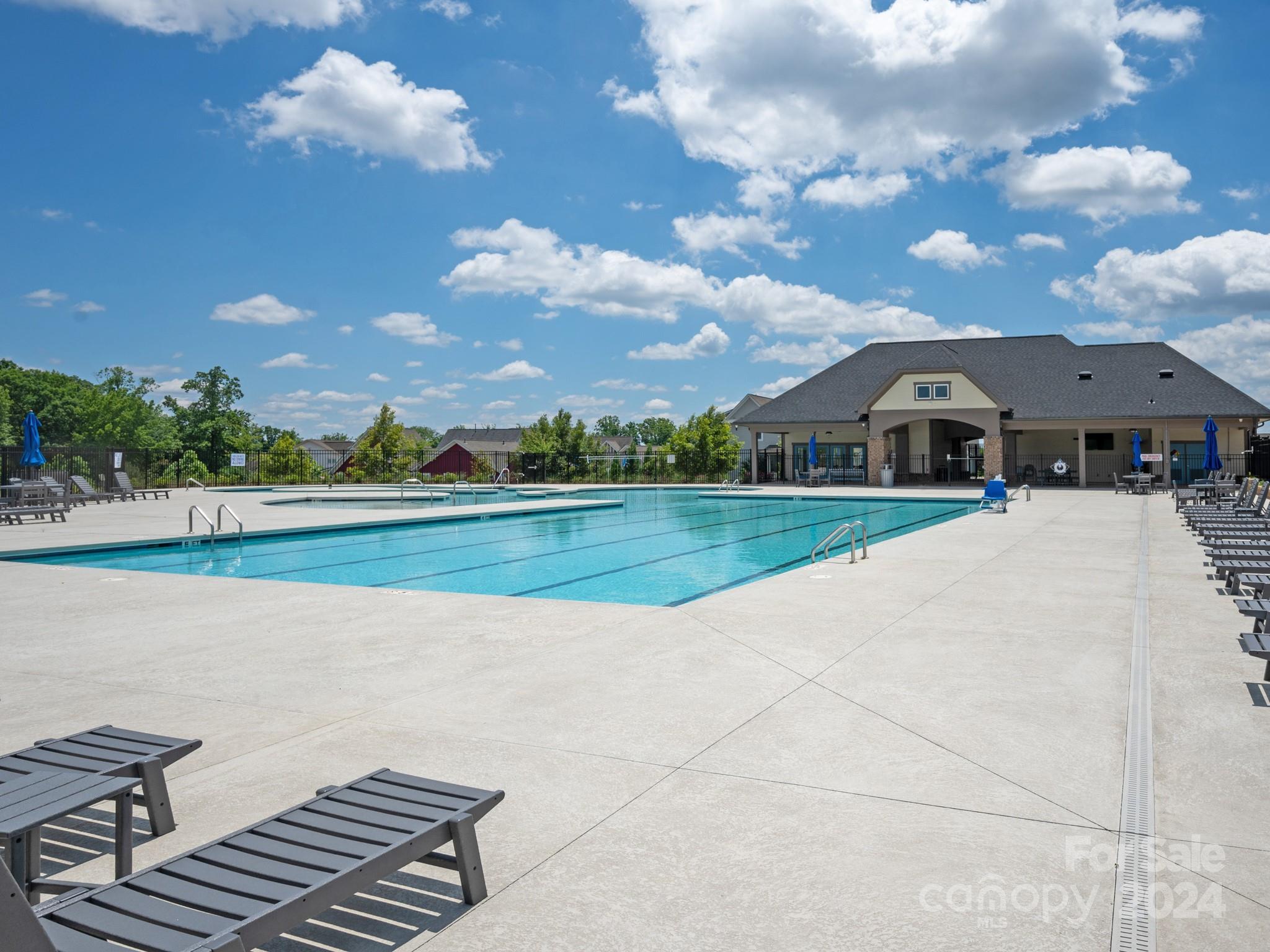 Riverwalk - Residential