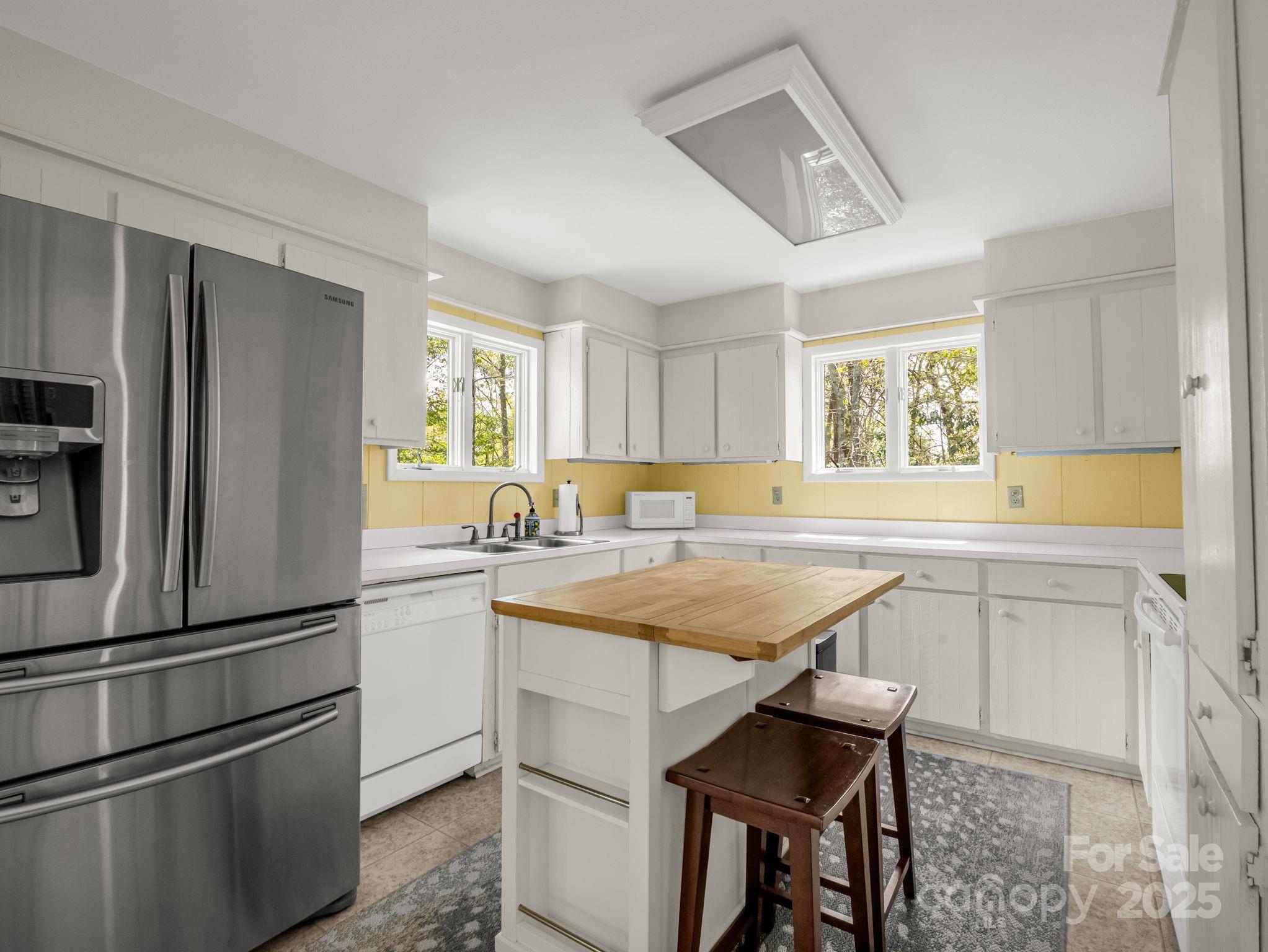 Rumbling Bald on Lake Lure - Residential