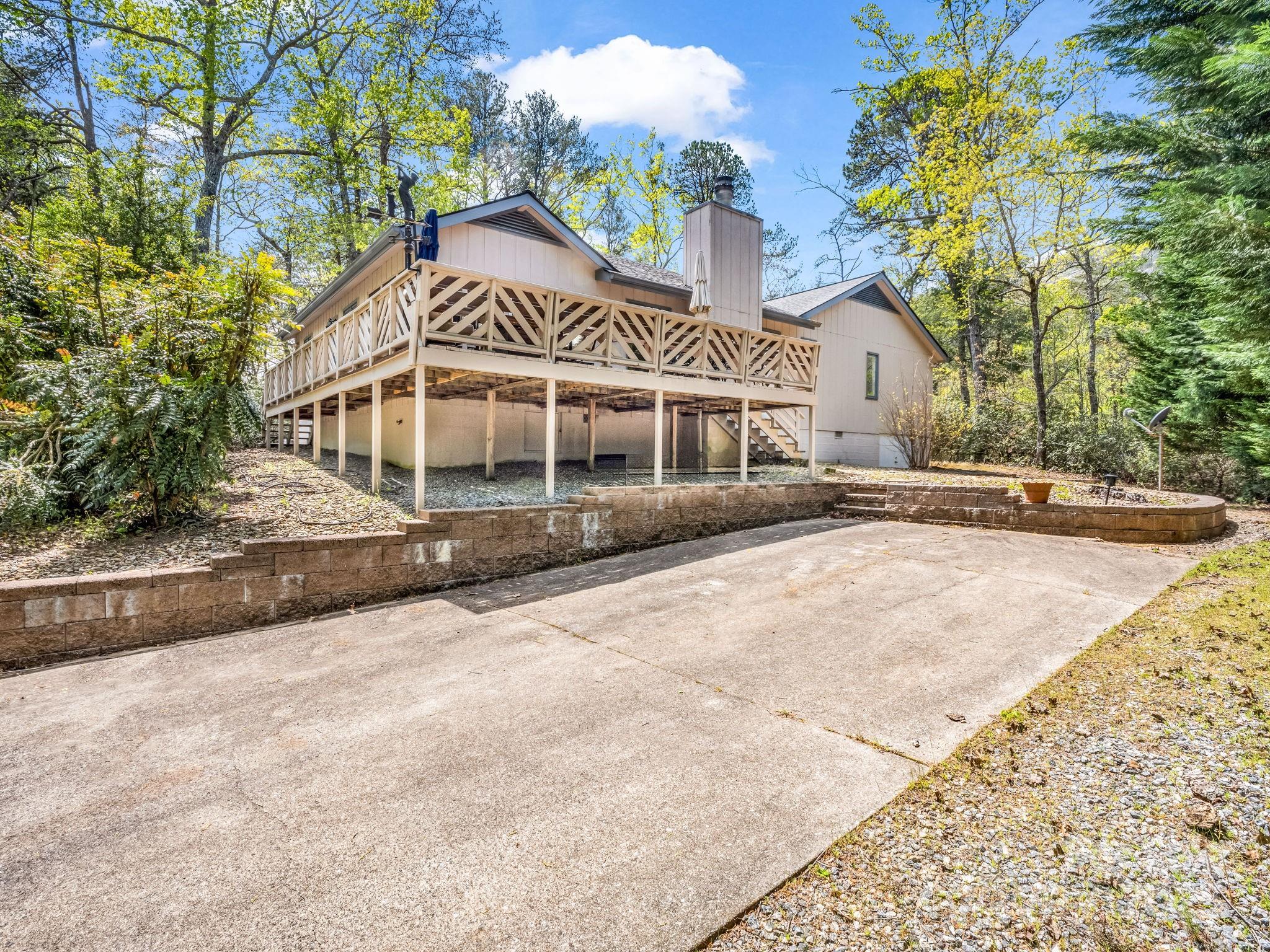 Rumbling Bald on Lake Lure - Residential