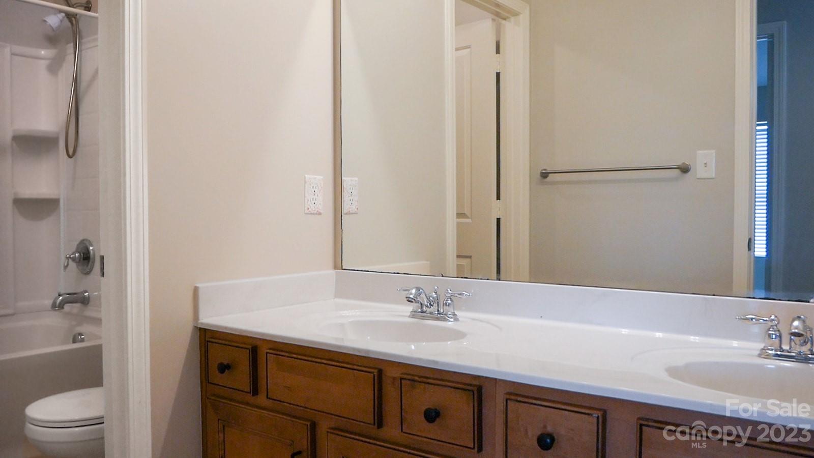 Almond Glen - Residential