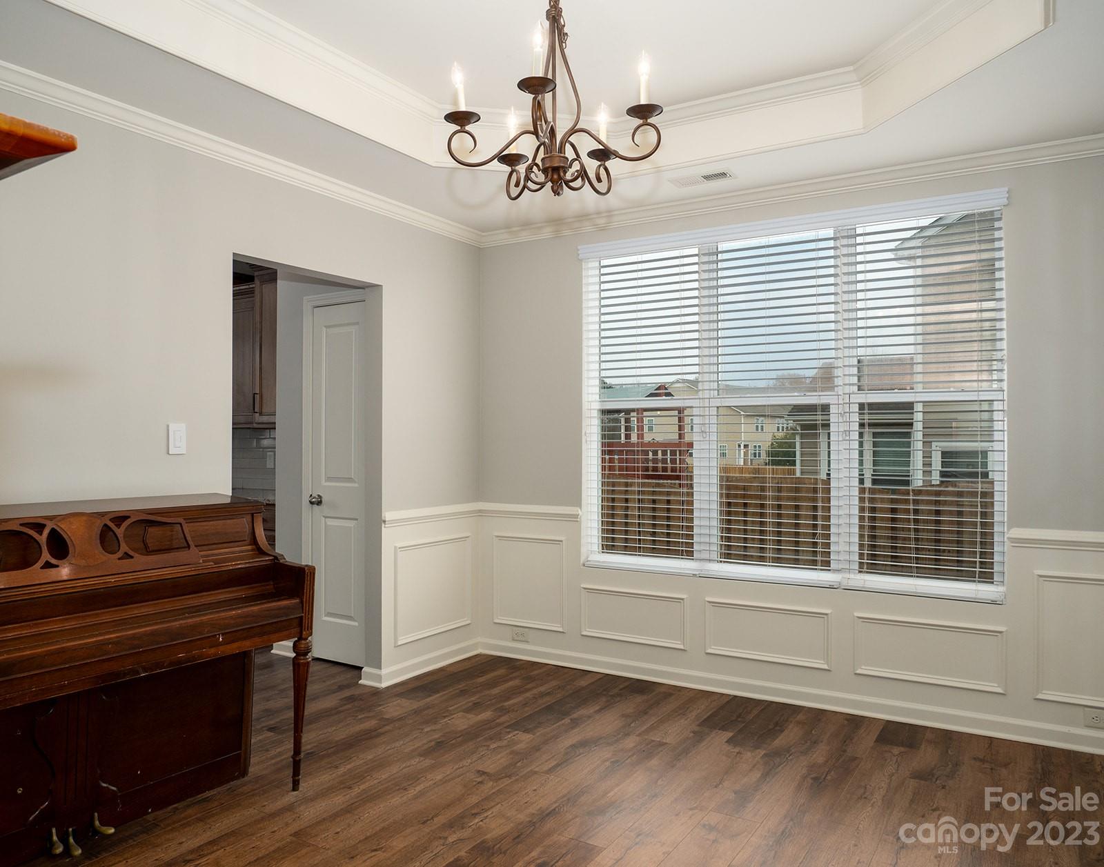 Almond Glen - Residential