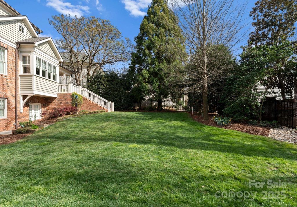 listing image 44
