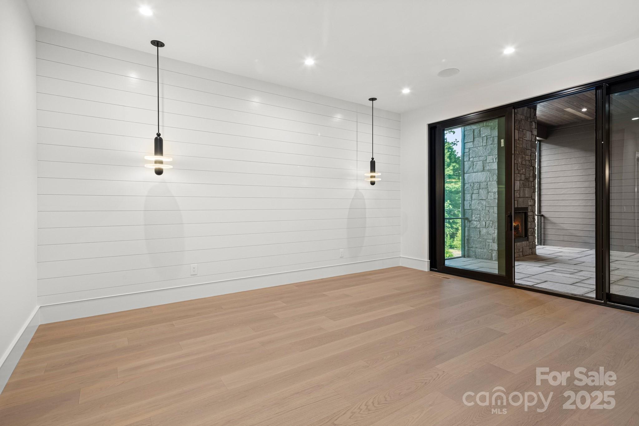 The Cliffs at Walnut Cove - Residential