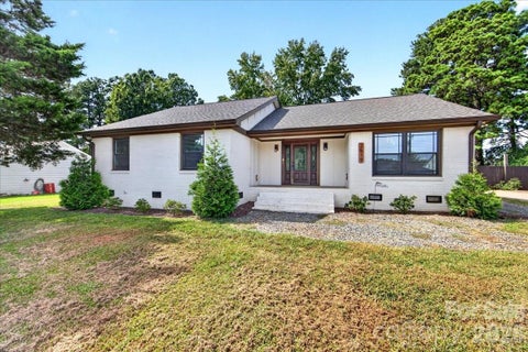 Photo of 2519 Matthews Mint Hill Road, Matthews, NC 28105 (MLS # 4422836)