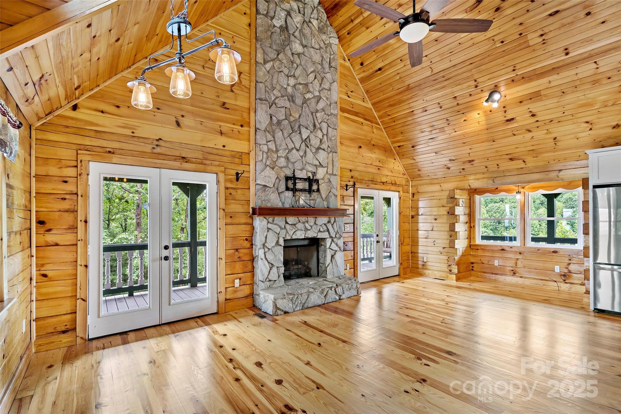 2097 Pinnacle Parkway