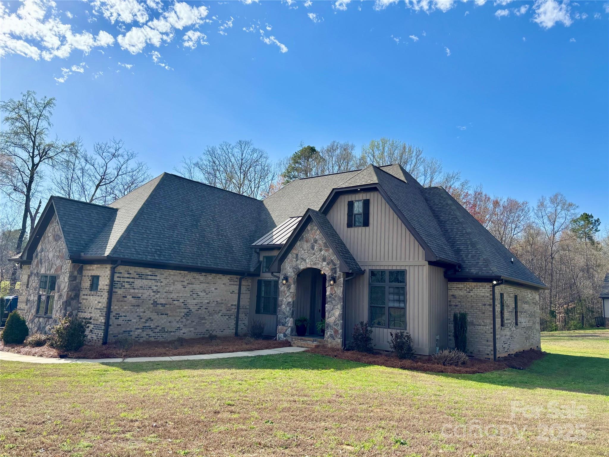 1021 Mccollum Oaks Lane