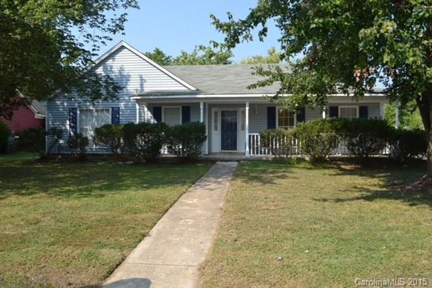 Rocking chair front porch welcomes you into this cute ranch in Cantrell Court!  Beautiful hardwoods in the great room w/ wood burning fireplace.  Remodeled kitchen with granite countertops and brand new cabinets! New carpet and HDMI outlets in all bedrooms wired for surround sound. Fresh coat overlay on the deck.