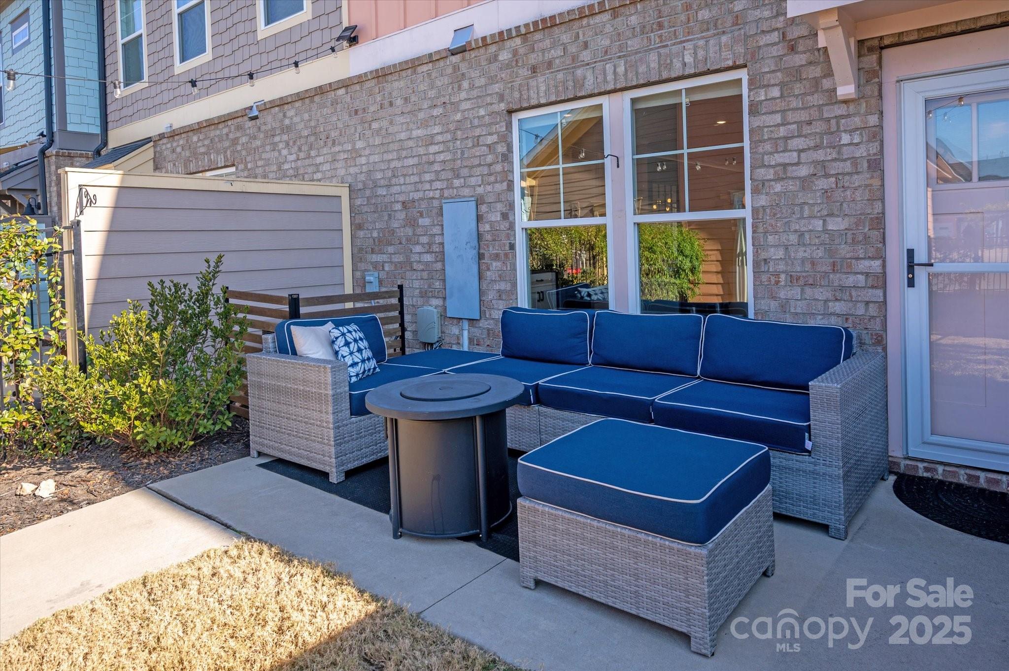 Riverwalk - Residential