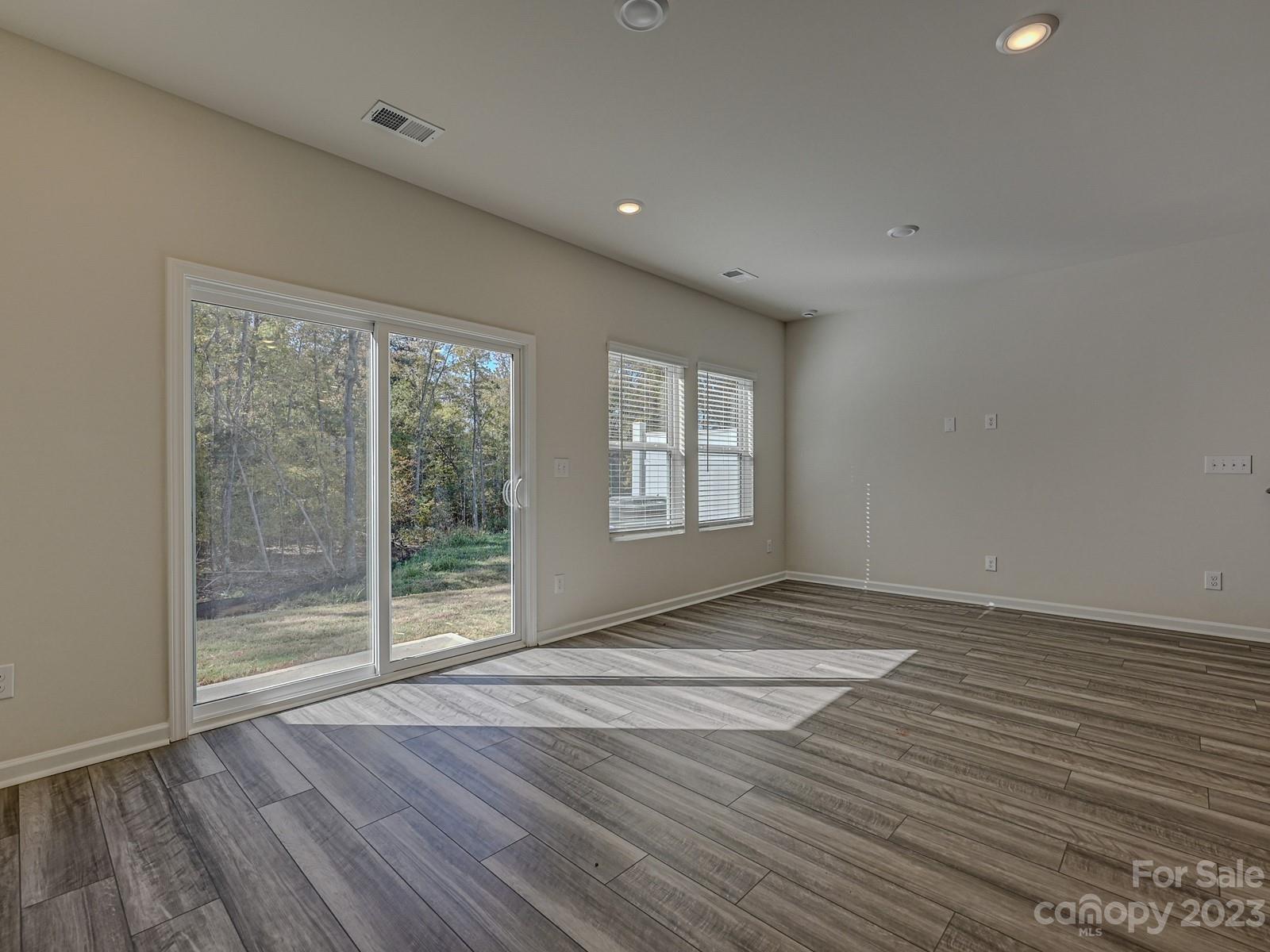 Ashe Downs Townhomes - Residential