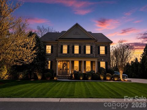Photo of 2301 Worthington Drive, Matthews, NC 28104 (MLS # 4370438)
