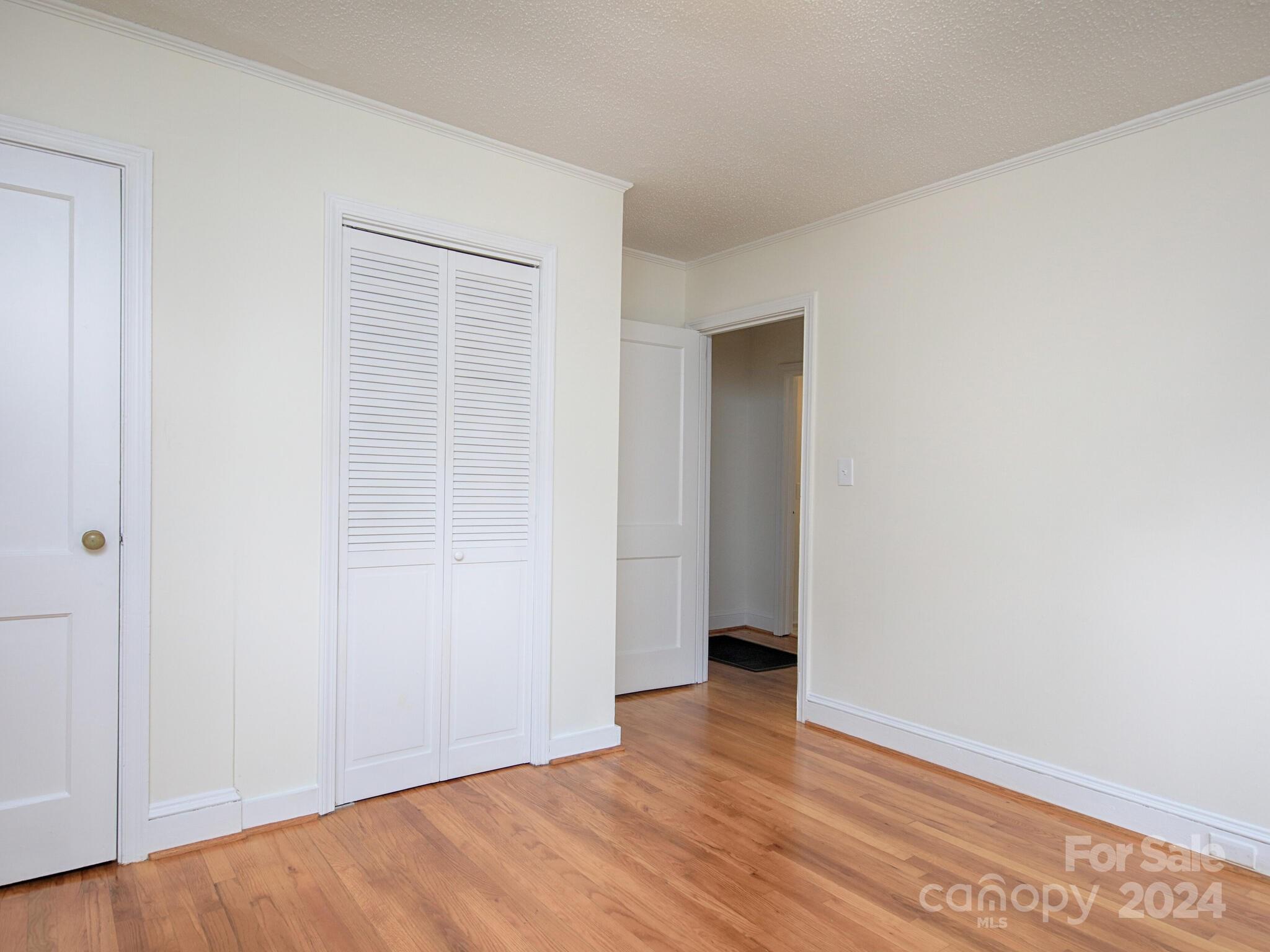 Meadowbrook - Residential