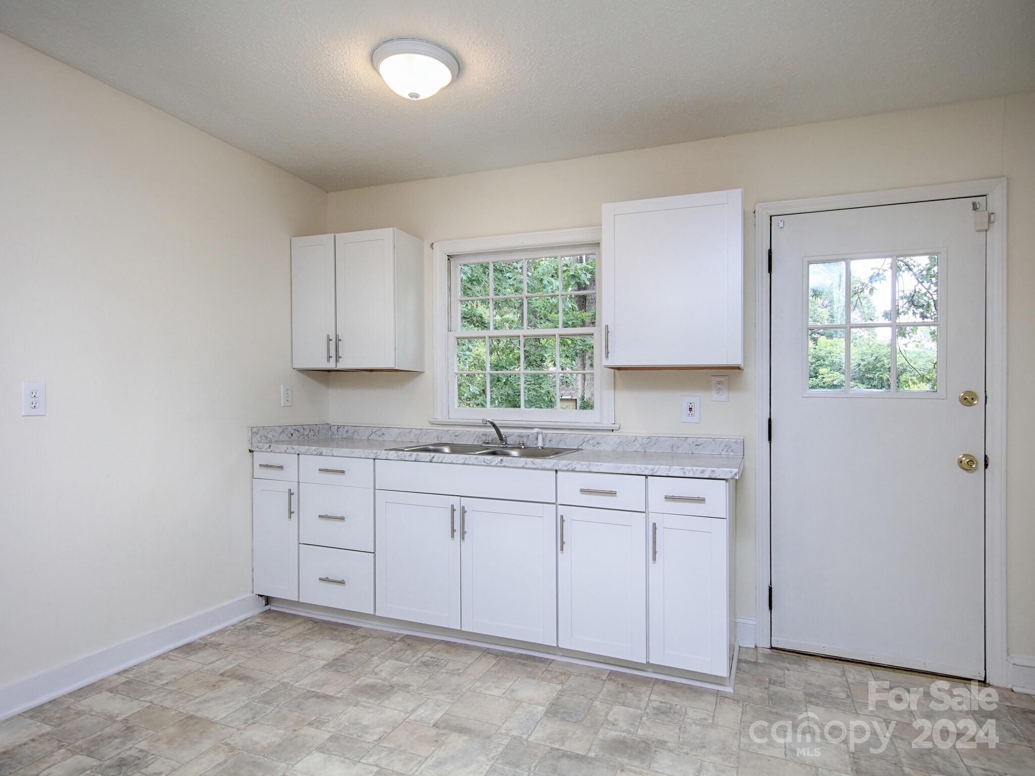 Meadowbrook - Residential