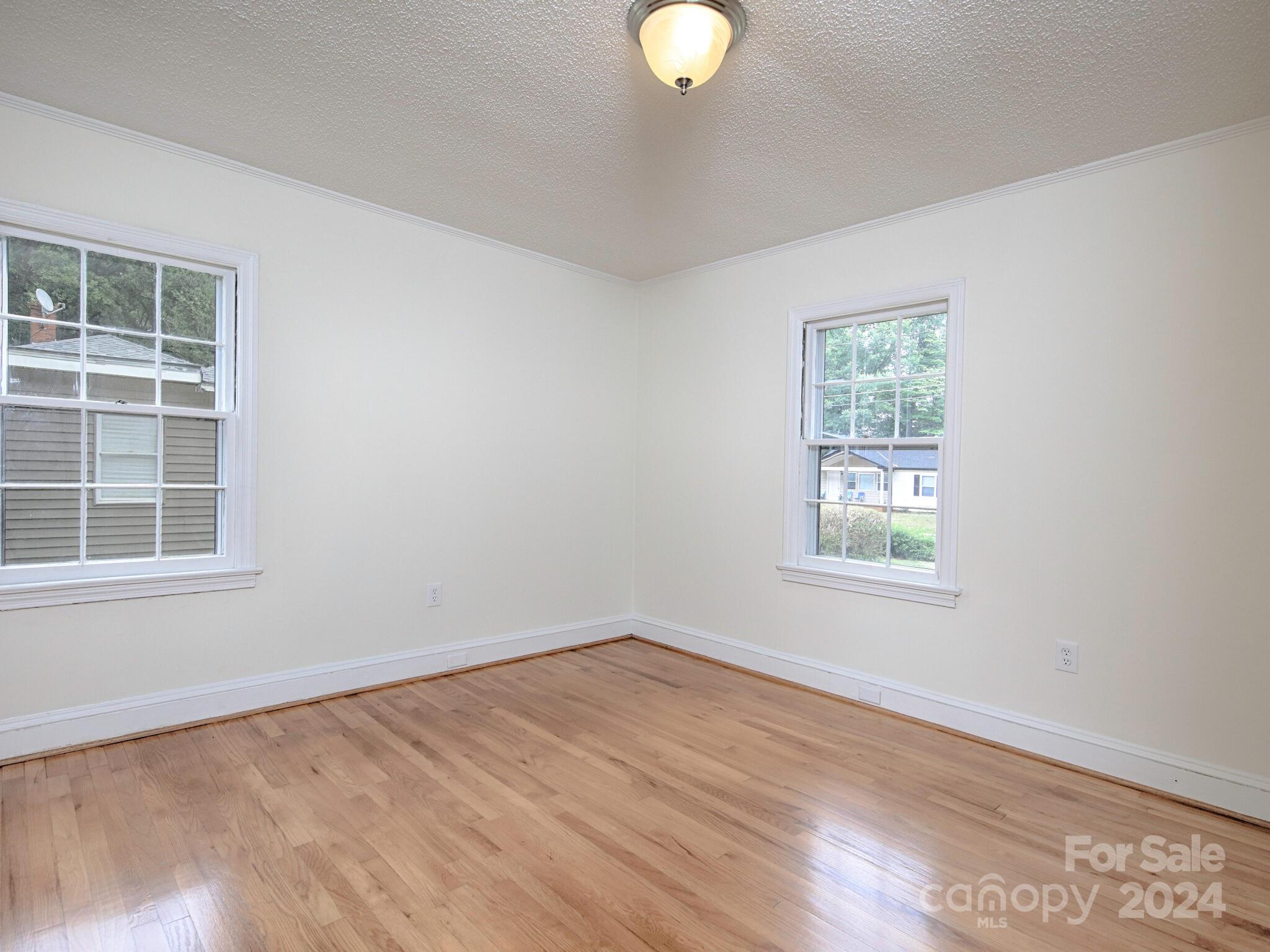 Meadowbrook - Residential