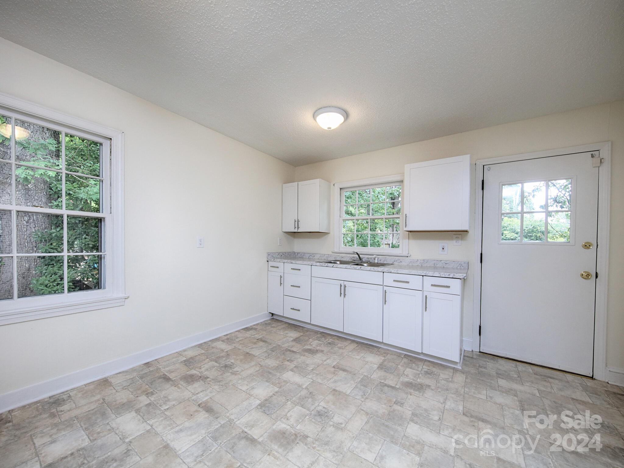 Meadowbrook - Residential