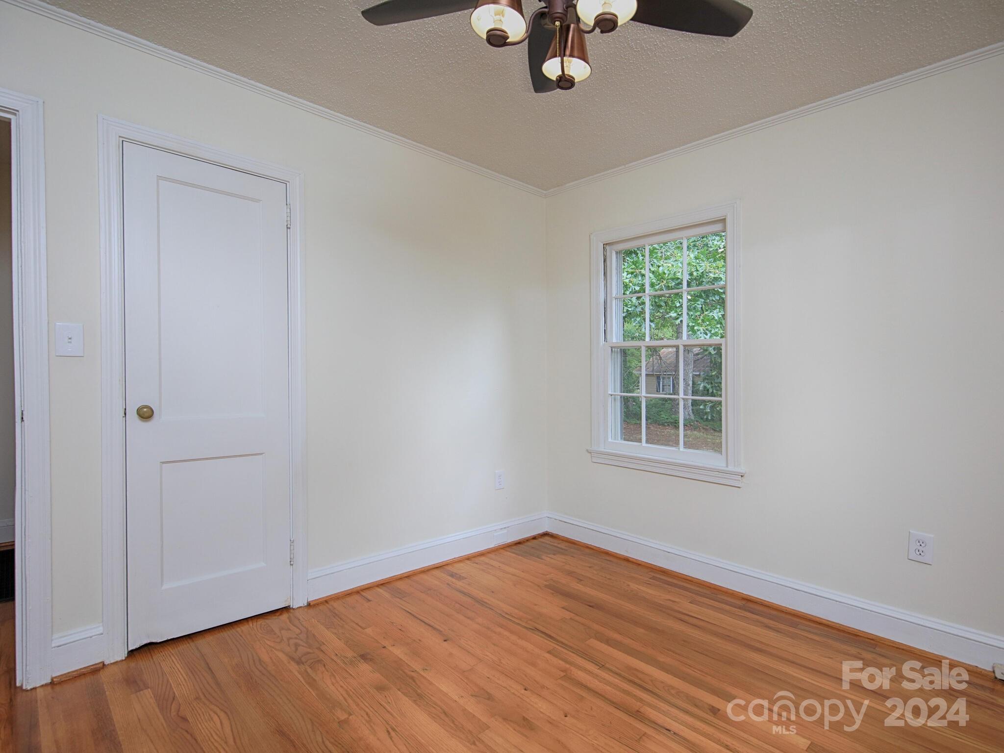 Meadowbrook - Residential