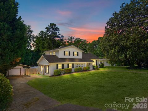 Photo of 303 Odell Drive, Kannapolis, NC 28083 (MLS # 4376918)