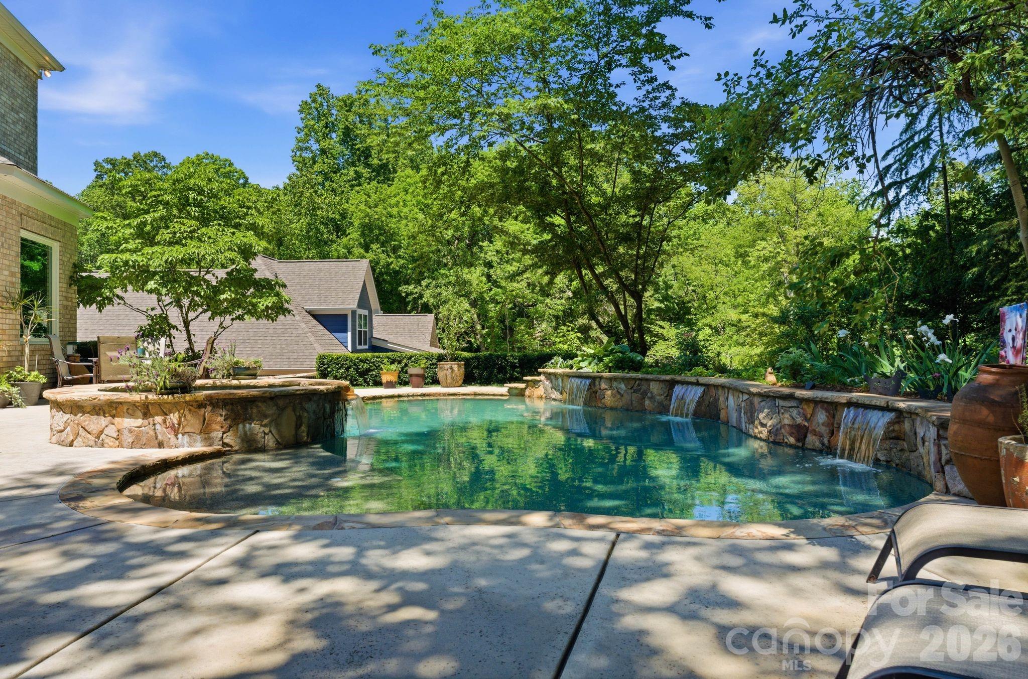 Sailview - Residential