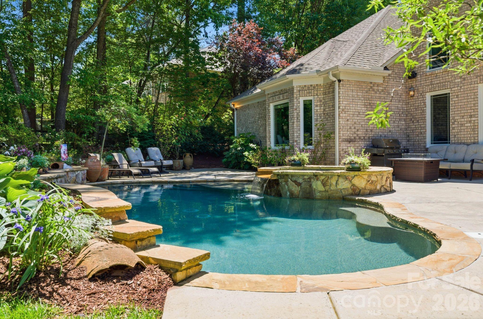 Sailview - Residential