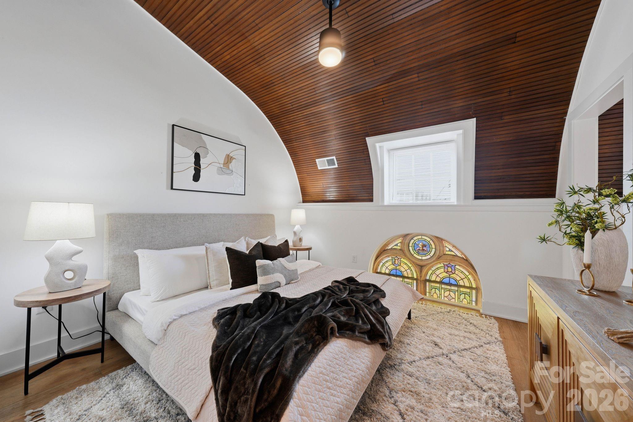 The Arches - Residential