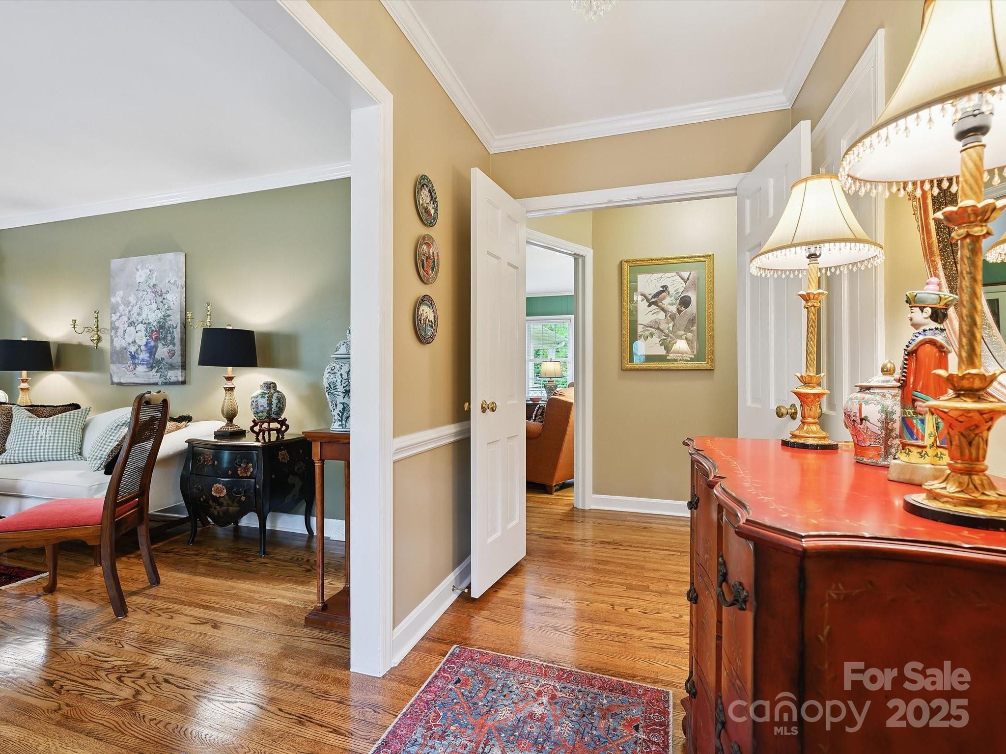 1041 Regency Drive