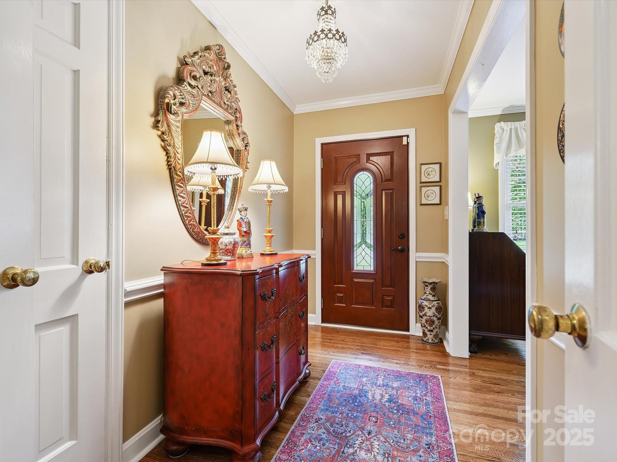 1041 Regency Drive
