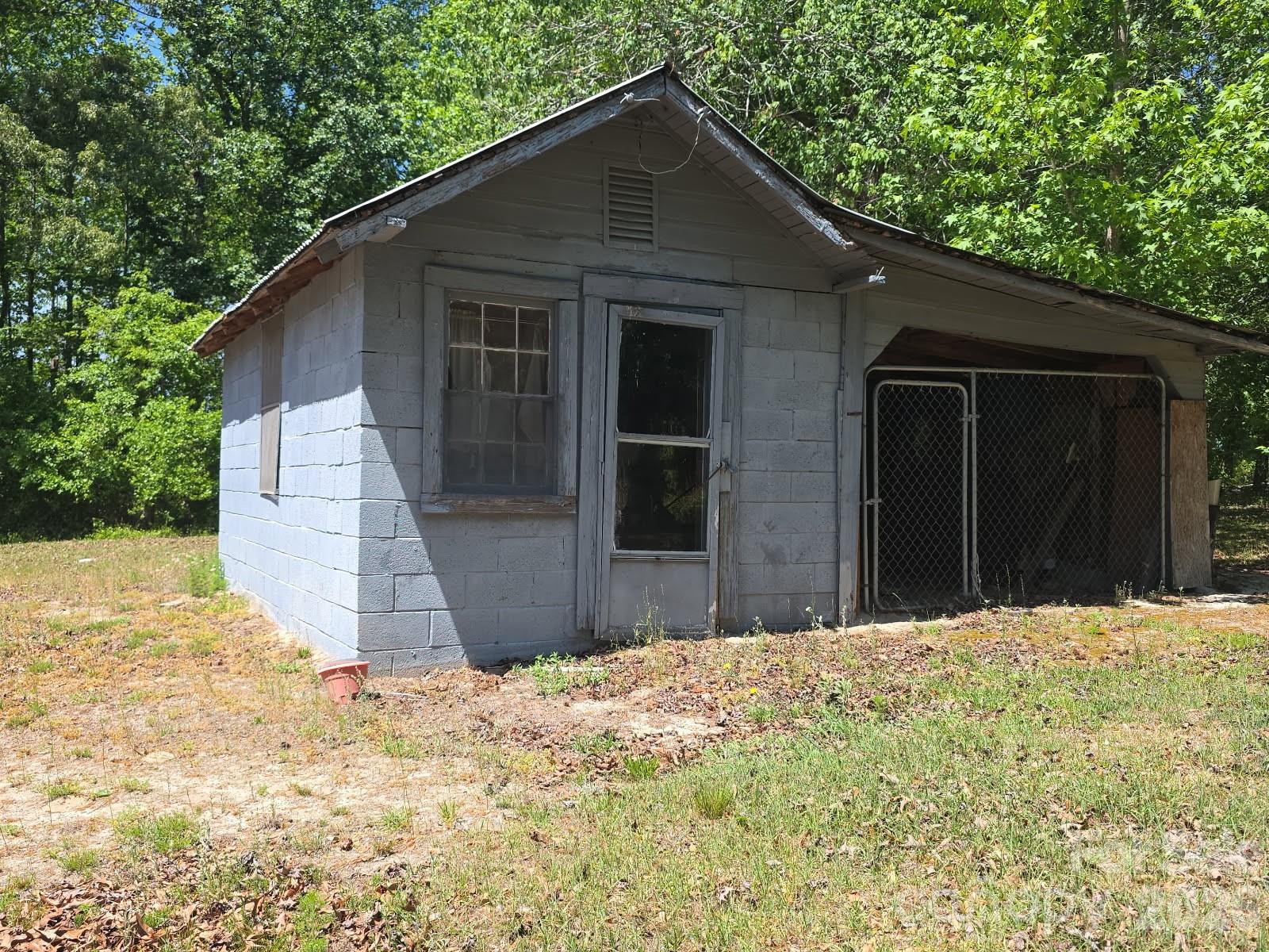 1516 Evans Mill Road