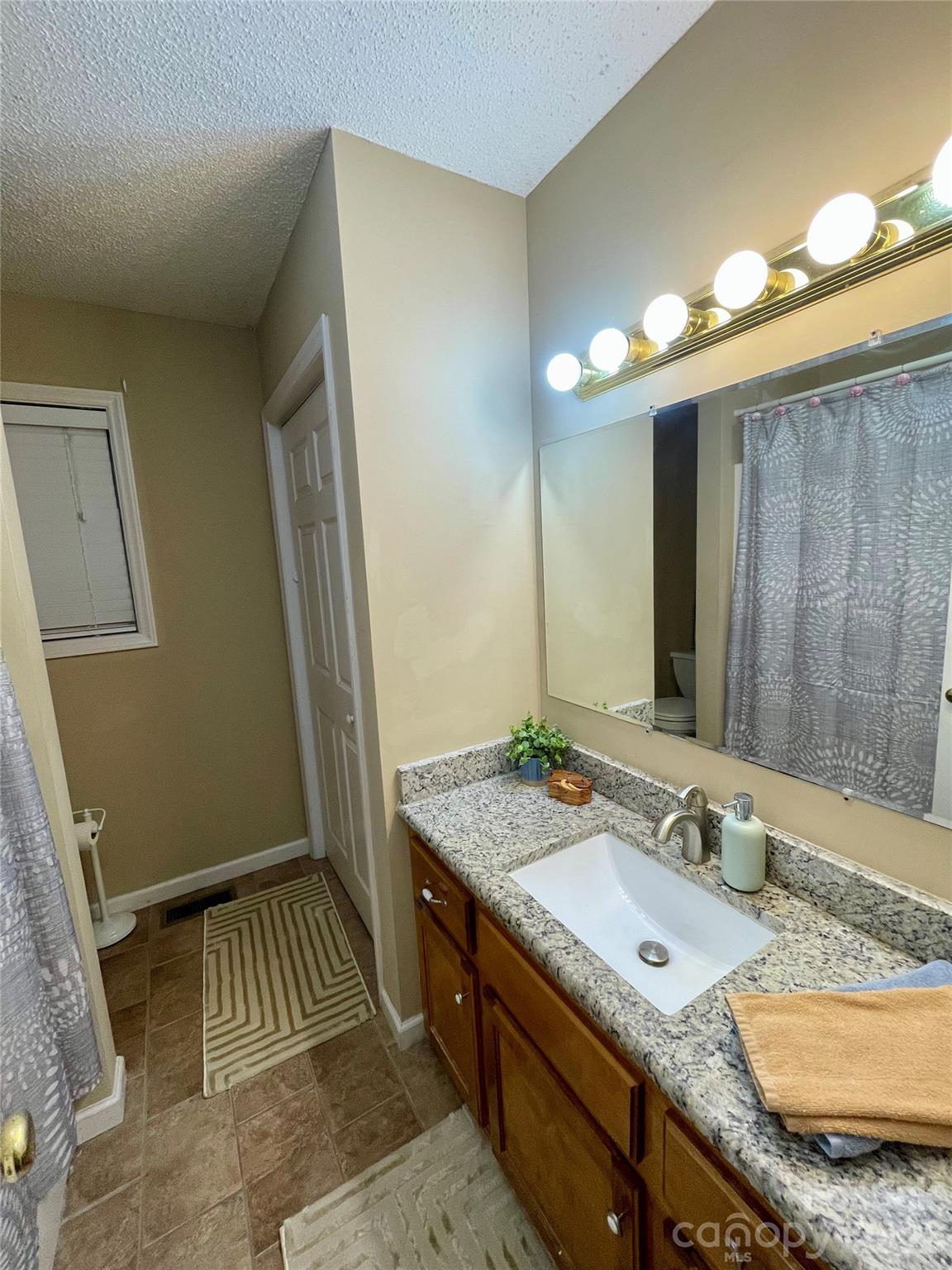 1676 Plyler Lake Road