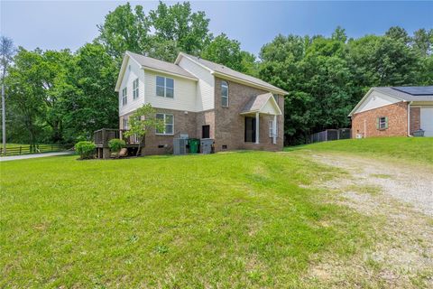 7903 Impala Lane Charlotte NC 28216