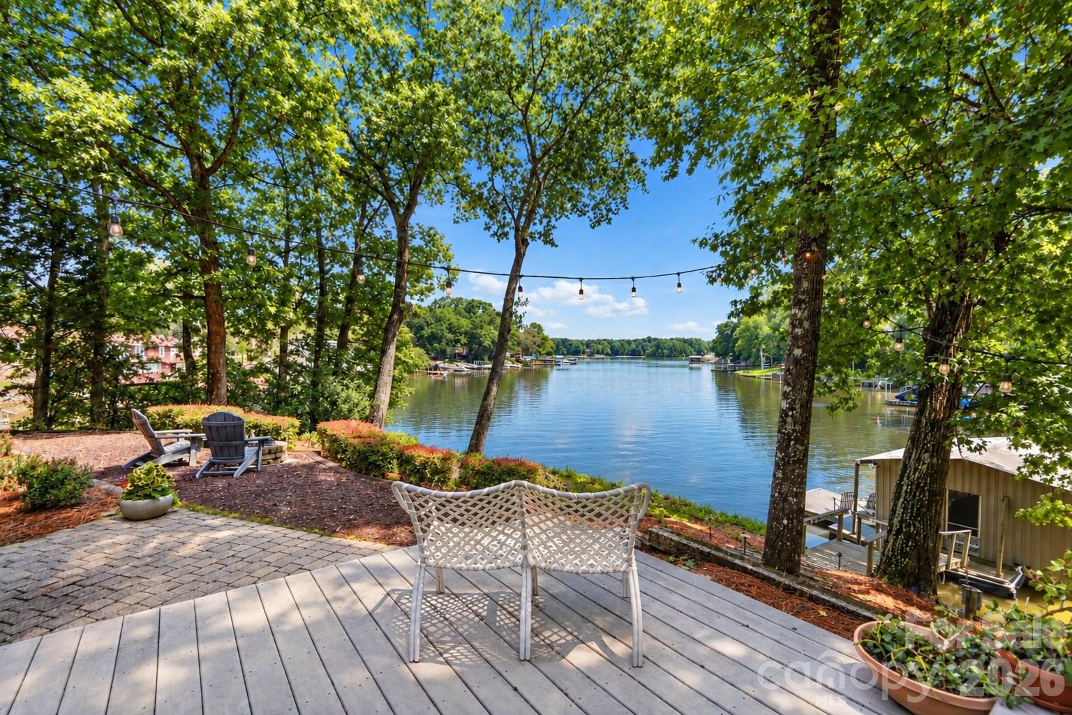 1075 Lakefront Woods Drive