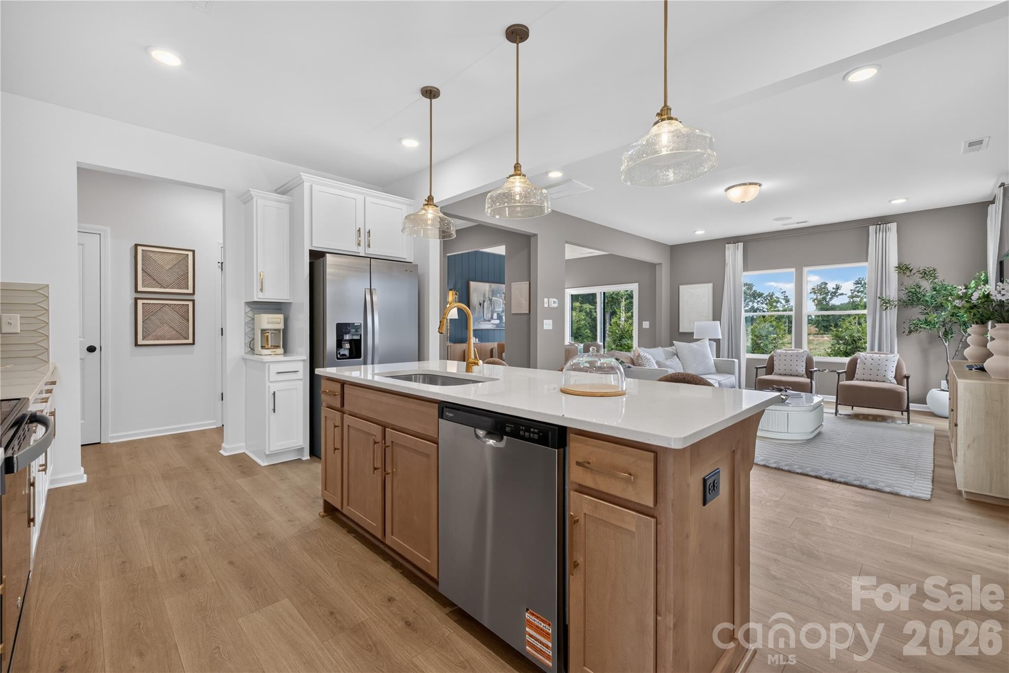 305 Northern Star Drive 4