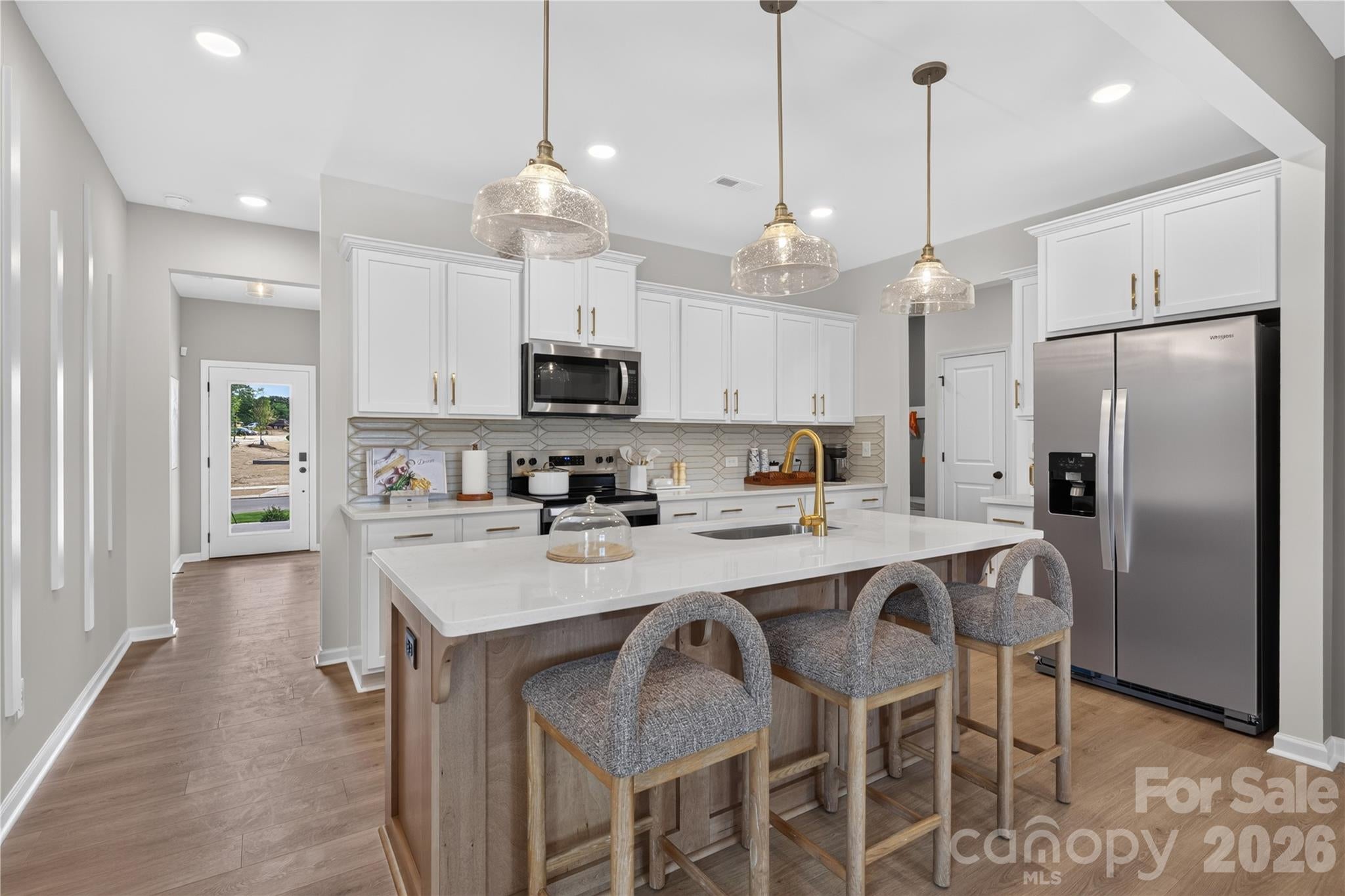 305 Northern Star Drive 4