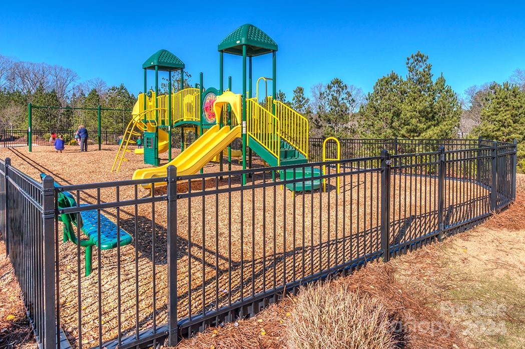 Walnut Creek - Residential