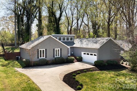 3489 Lake Shore Road S Denver NC 28037