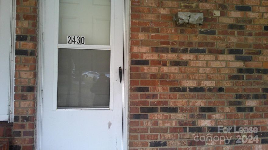 Ready to move in 2 bedroom 1 bath duplex with carport.  Kitchen, washer/dryer hookup, good sized living room.  Freshly painted, new flooring.  Tenant responsible for all utilities.