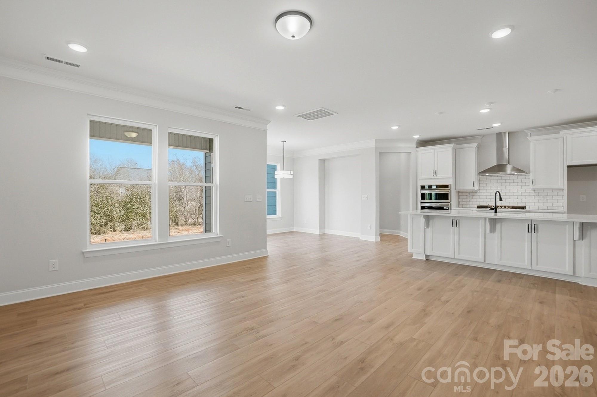 Founders Landing - Residential