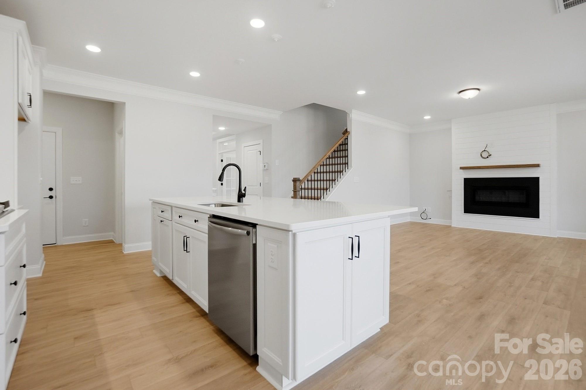 Founders Landing - Residential