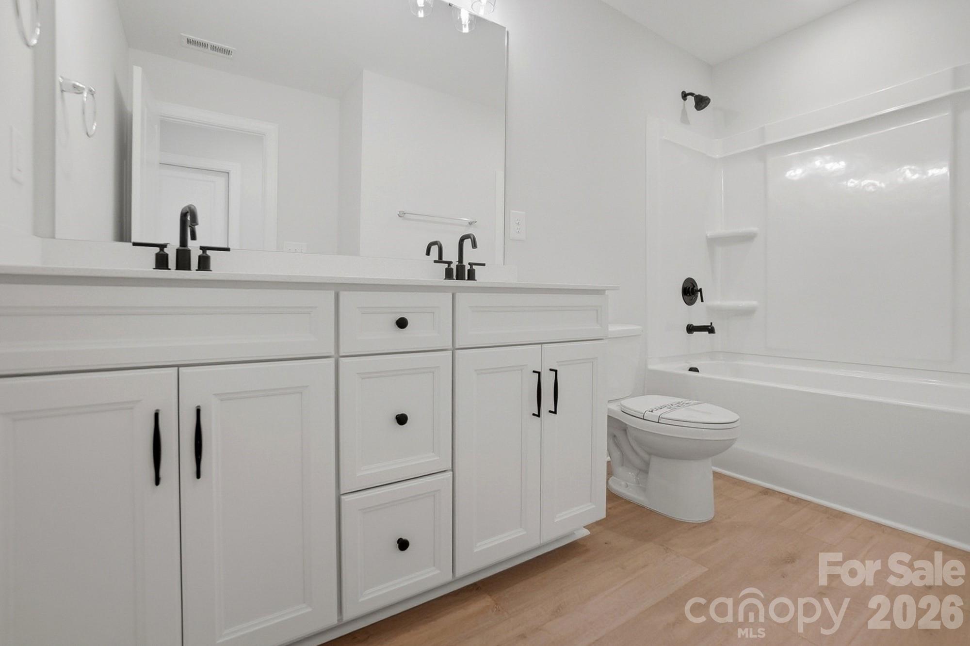 Founders Landing - Residential