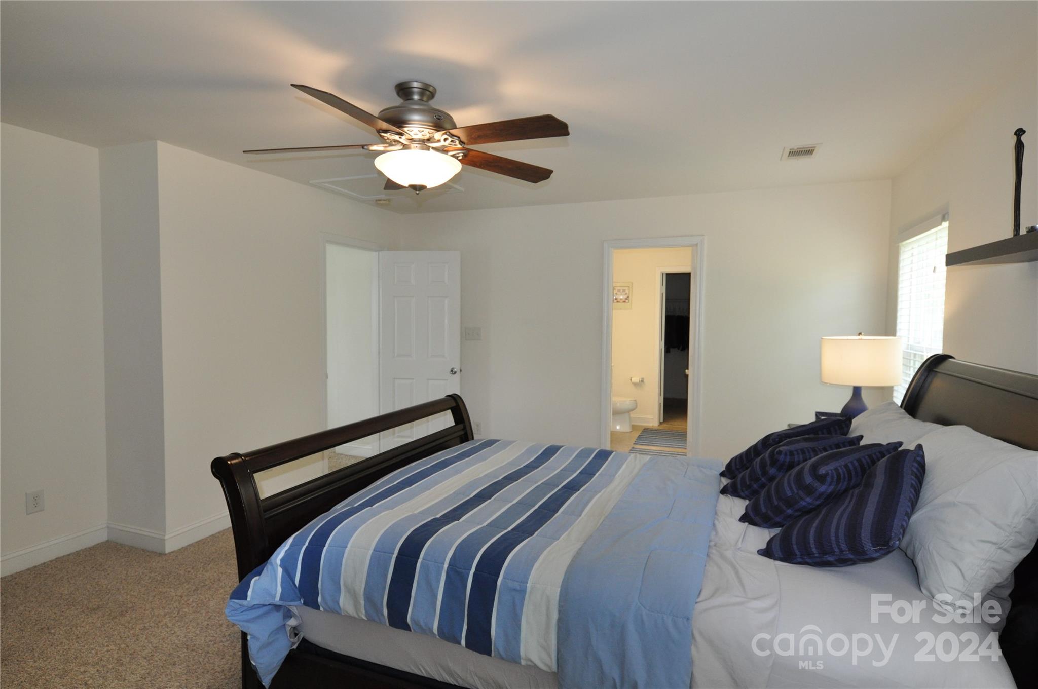 Hamilton Lakes - Residential