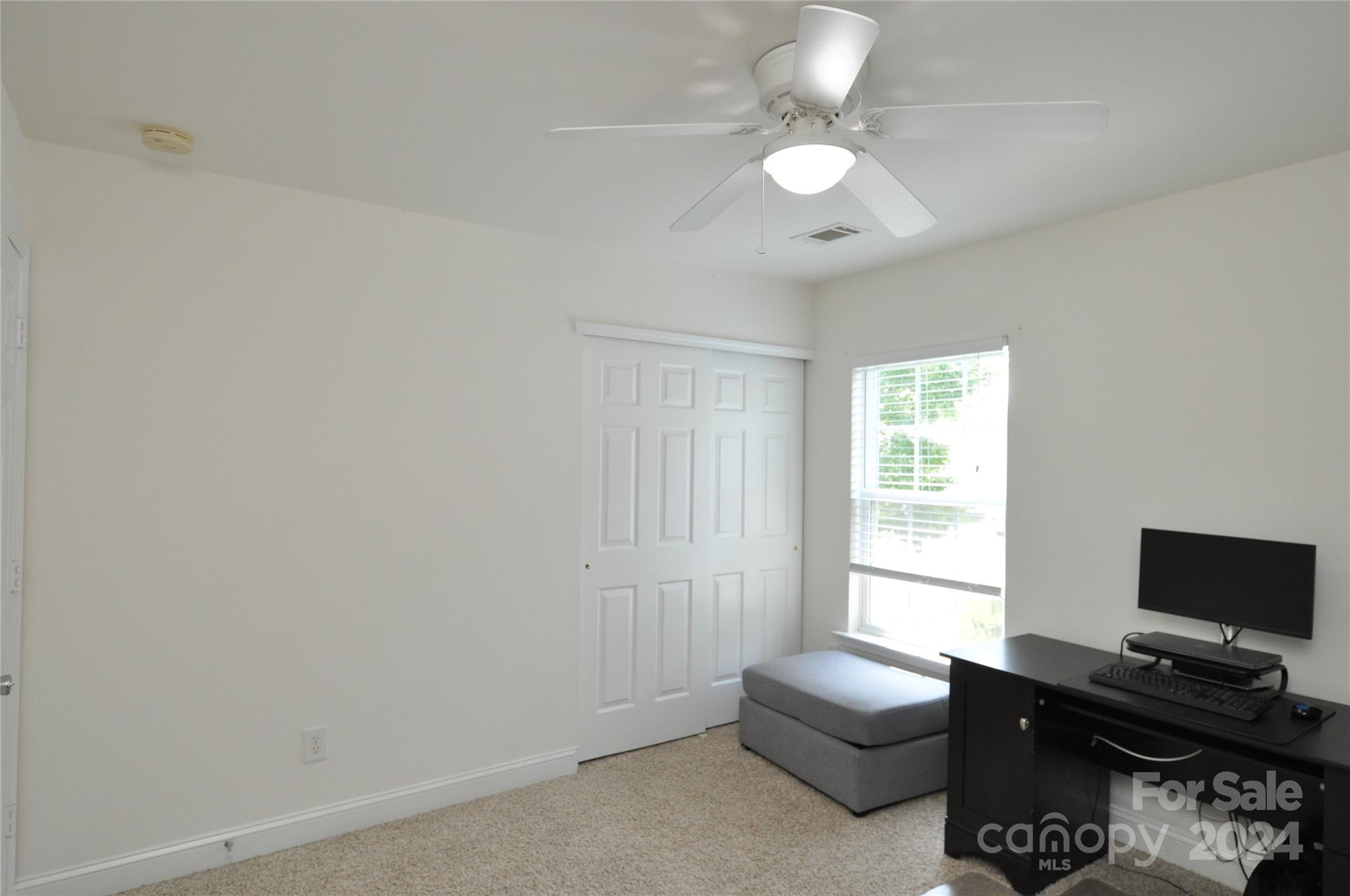 Hamilton Lakes - Residential