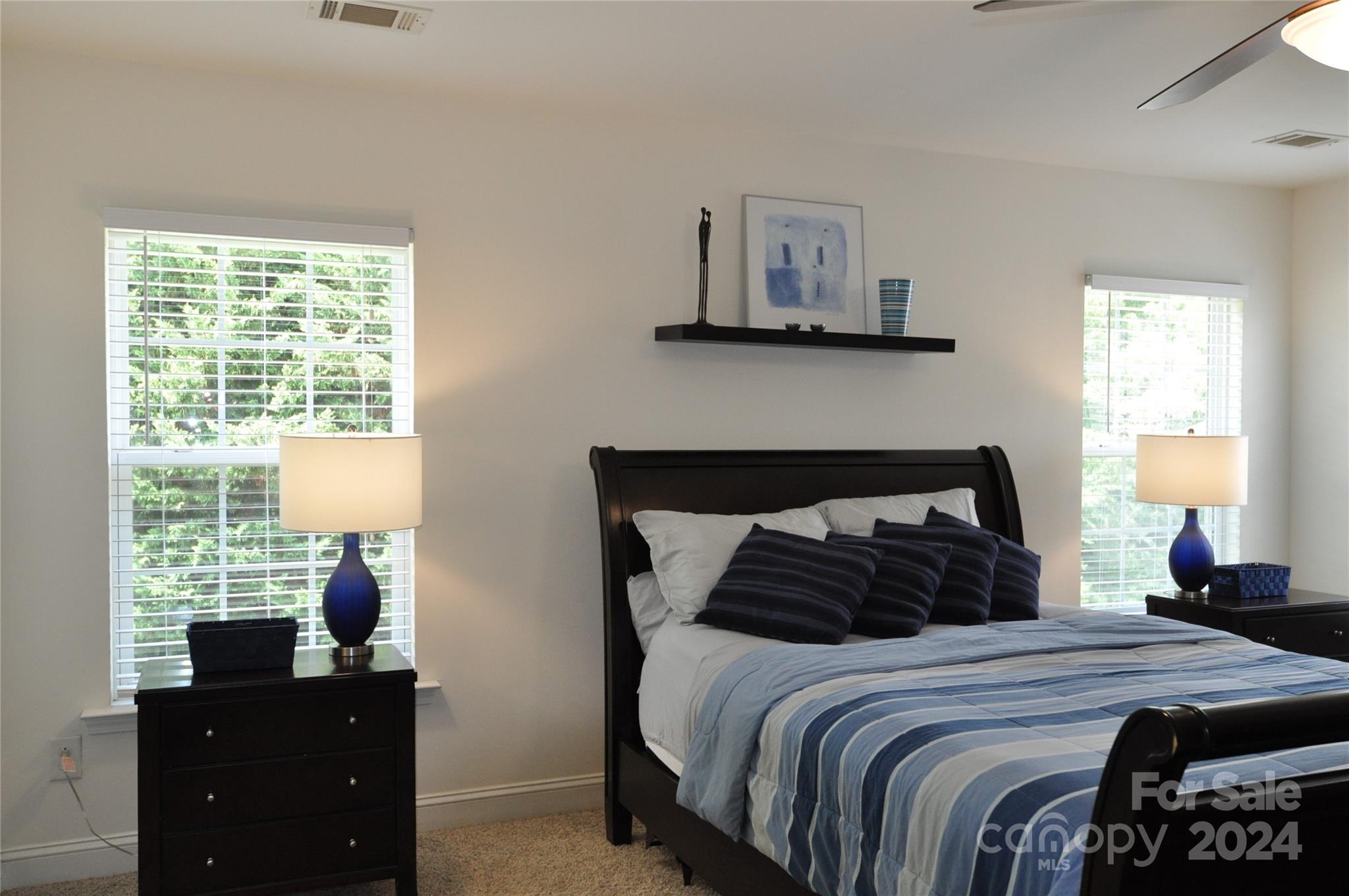 Hamilton Lakes - Residential