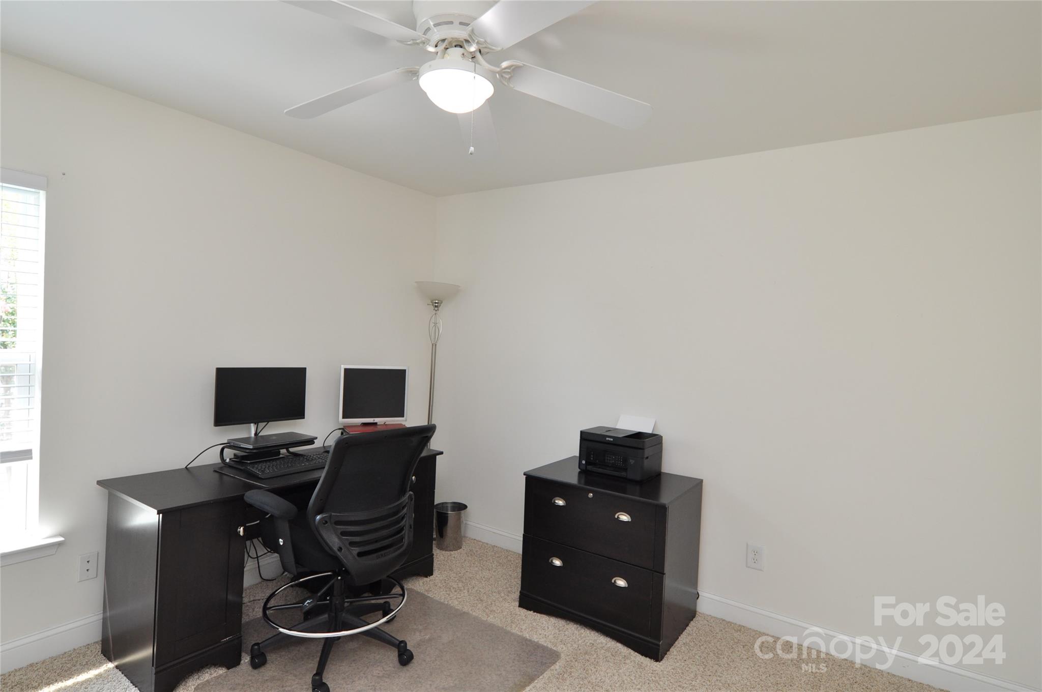 Hamilton Lakes - Residential