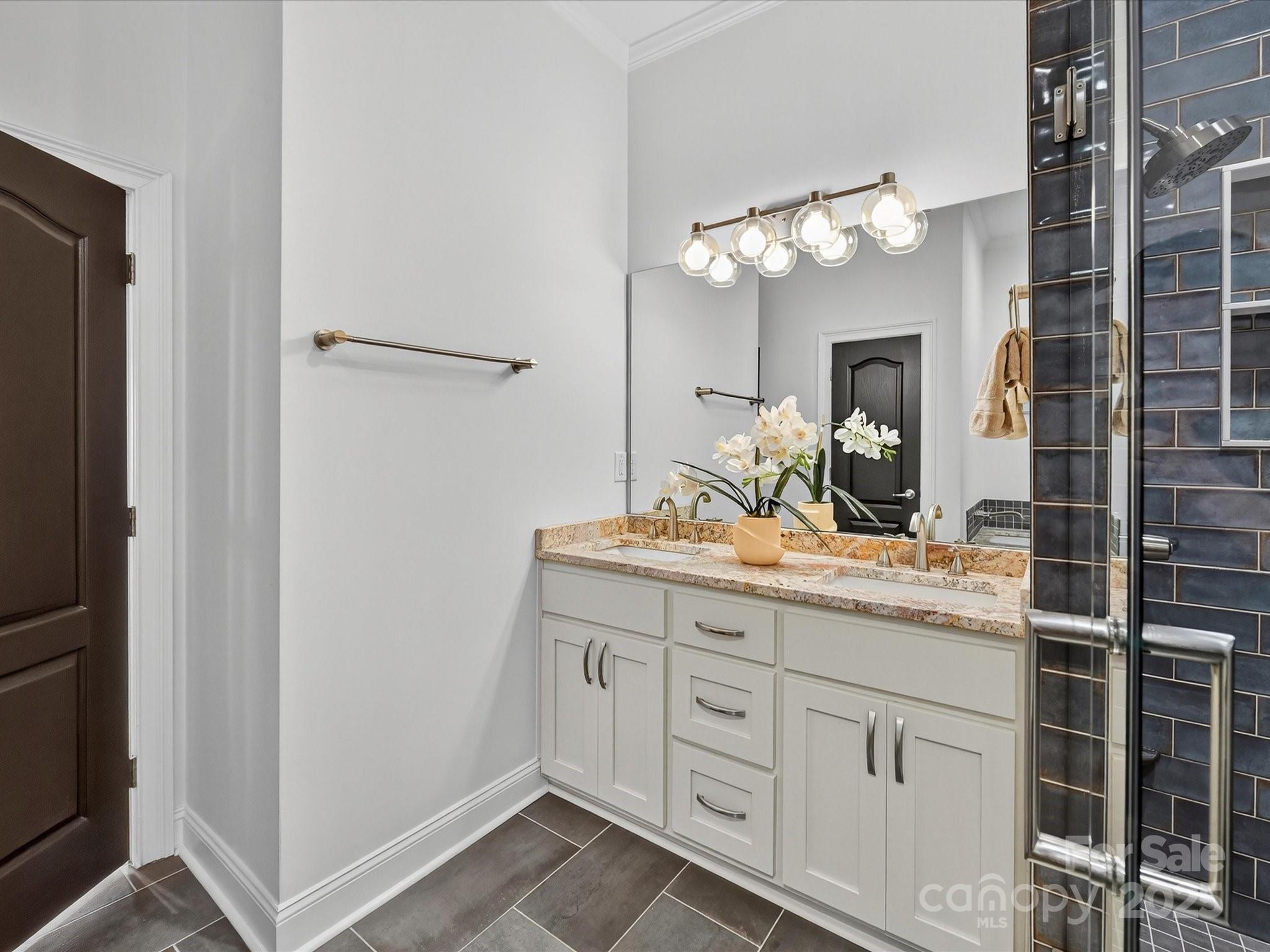 The Arts District - Residential