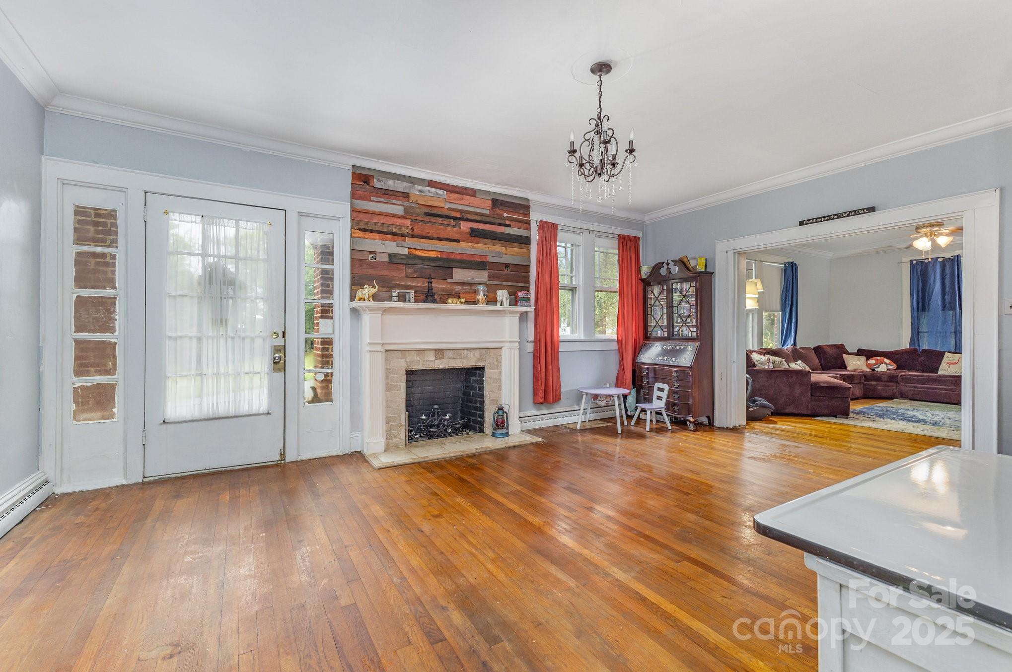 324 Beaumonde Avenue